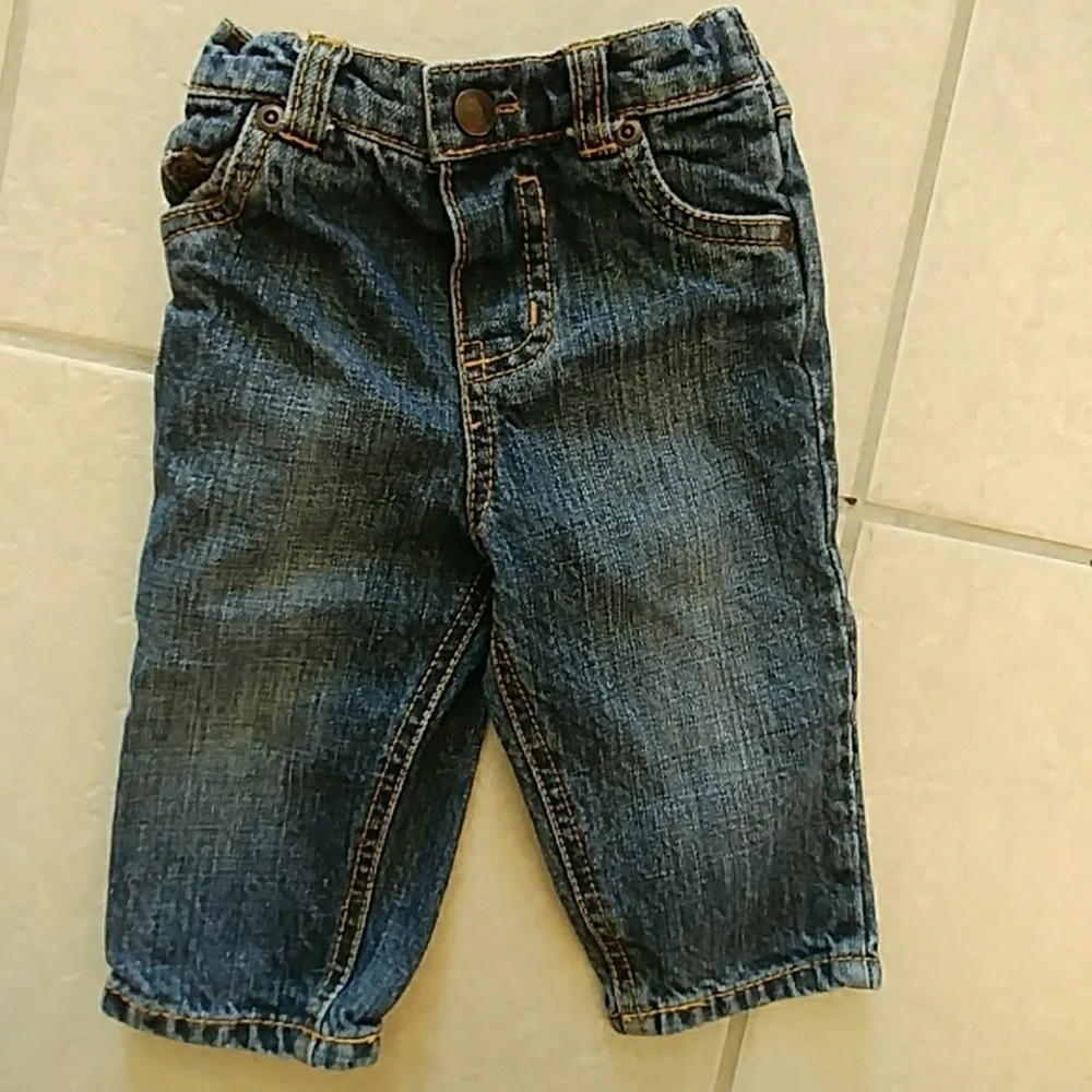 💚5for $25/ Little Me:  9 mos heart pocket jeans